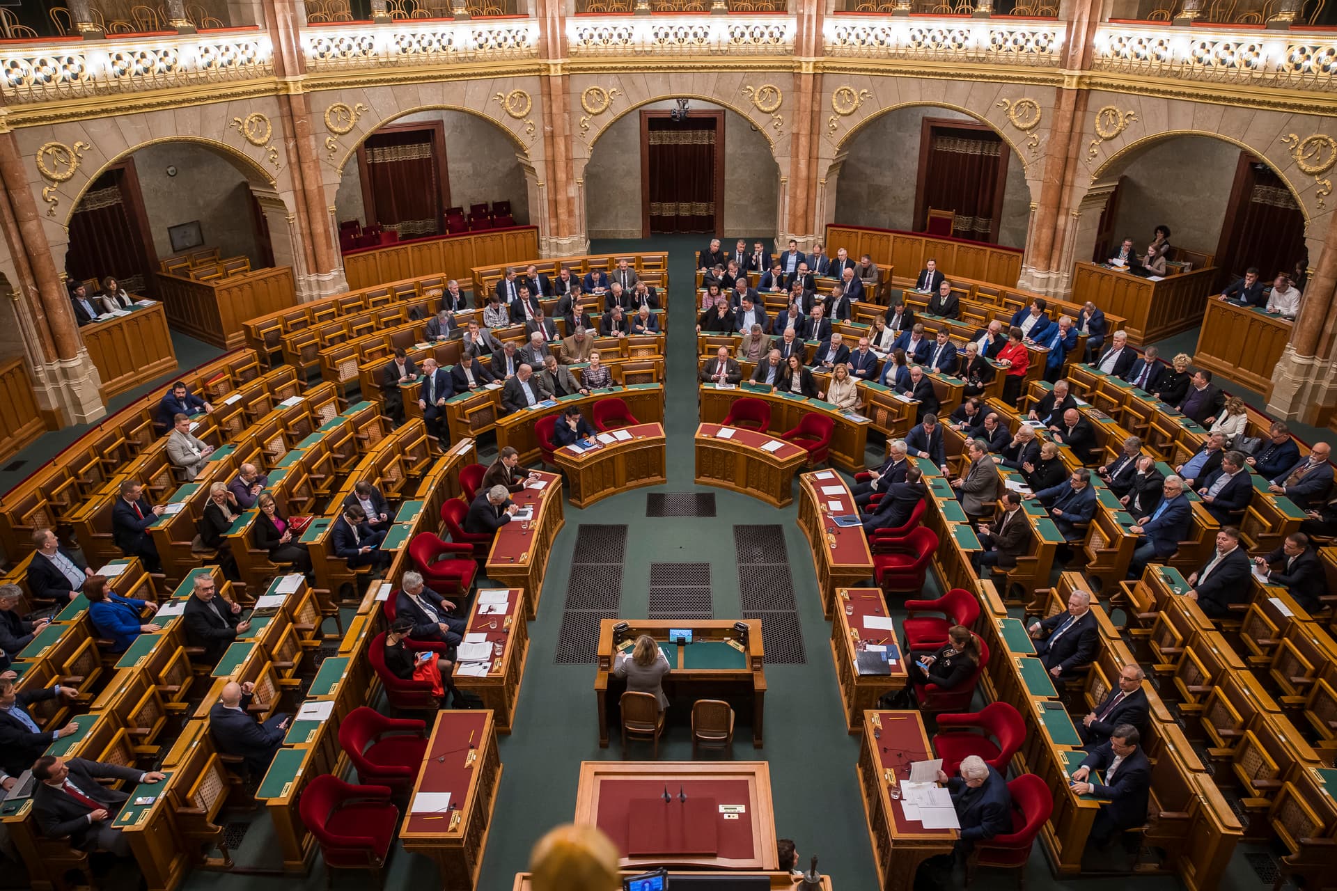 A választásokkal kapcsolatos törvényjavaslatot tárgyalta az Országgyűlés