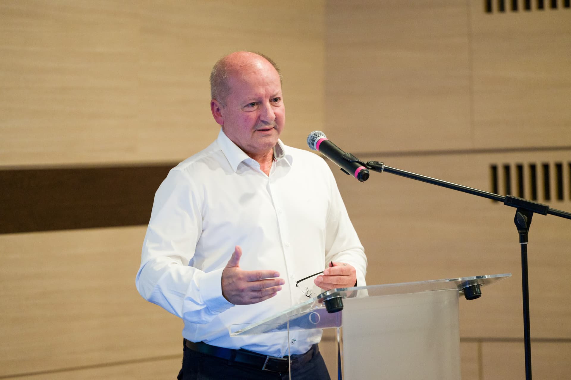 Simicskó István: A Honvédelmi Sportszövetség a haza esetleges védelmére készíti fel a fiatalokat