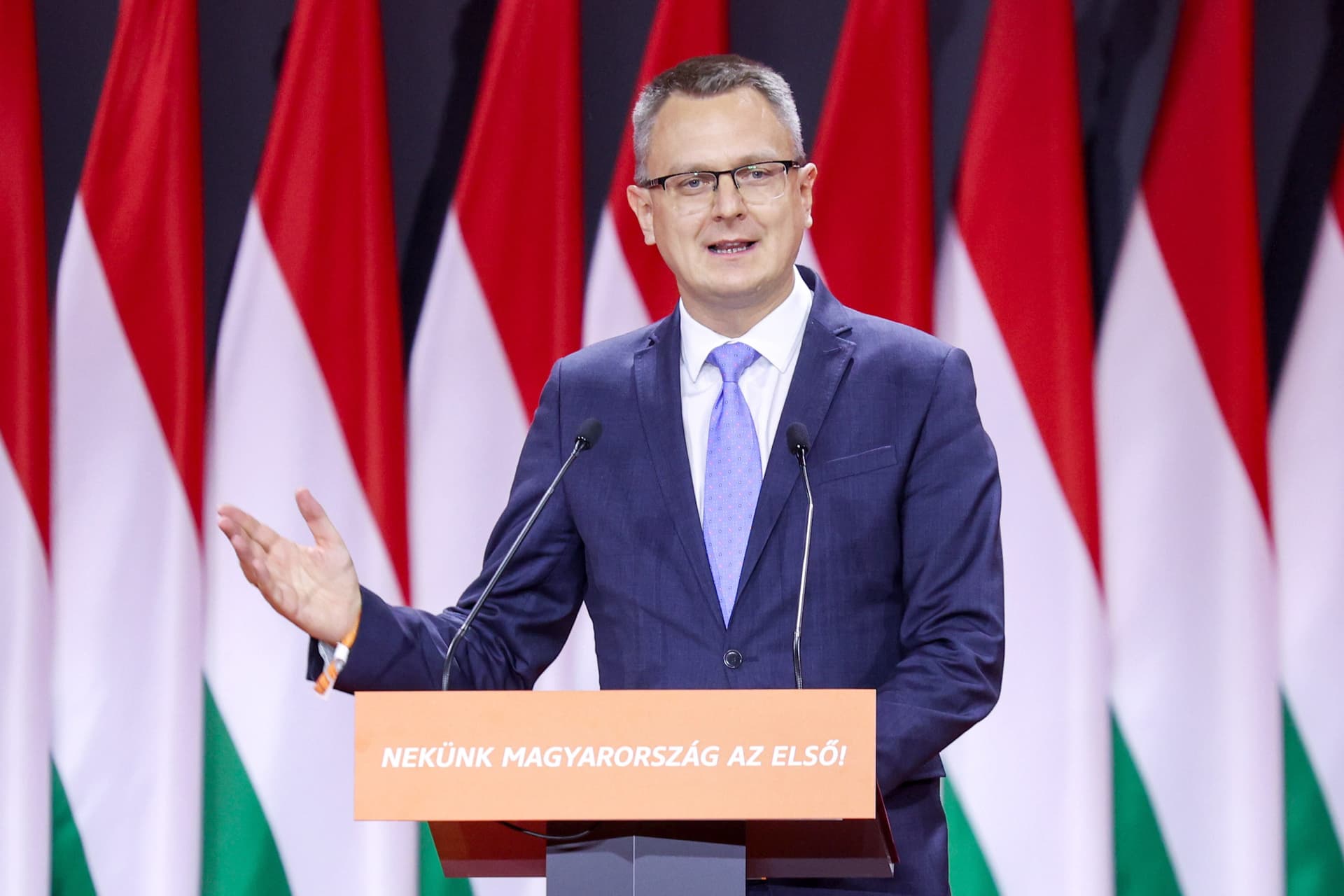 Rétvári Bence: Magyarország megmutatta, hogy kell határt védeni