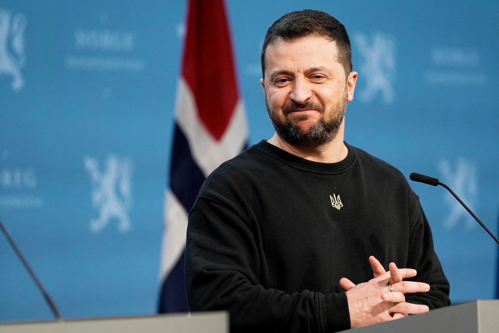 Zelenszkij azzal vádolta az amerikai politikust, hogy megfosztja a pénzüktől az ukrajnai nyugdíjasokat