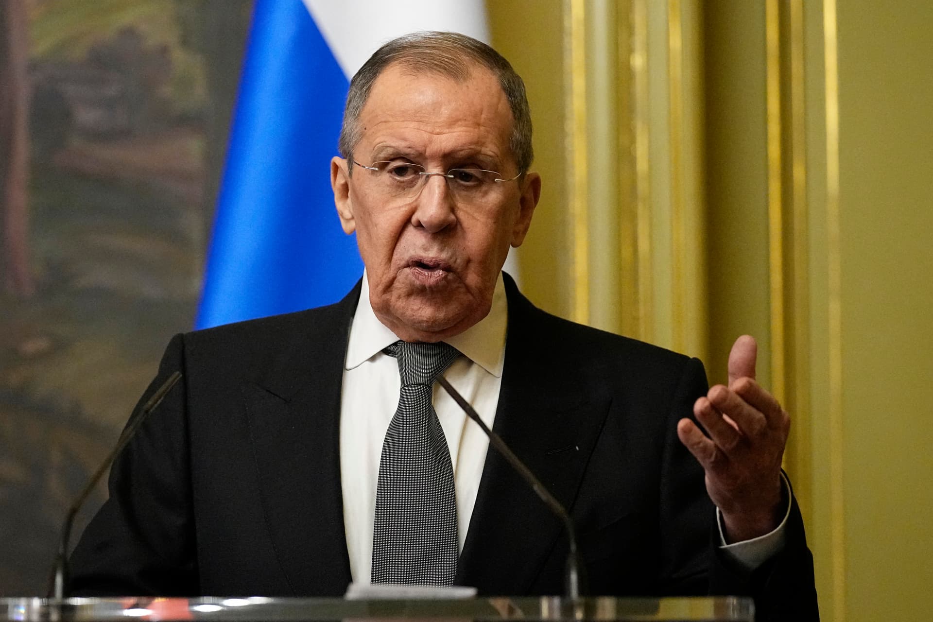 Lavrov: Ukrajnának el kell ismernie a harctéren kialakult realitásokat