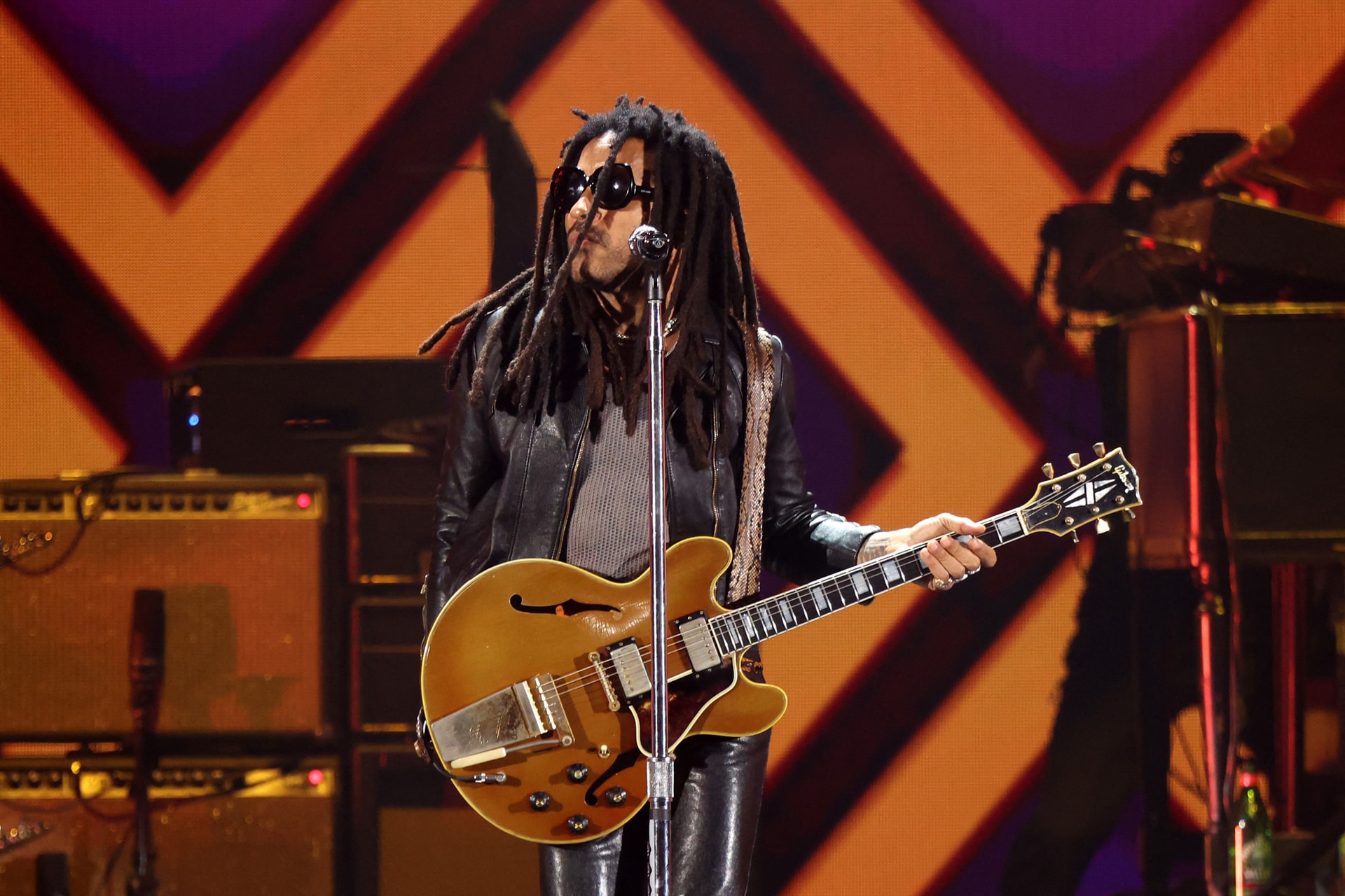 Budapestre érkezik Lenny Kravitz
