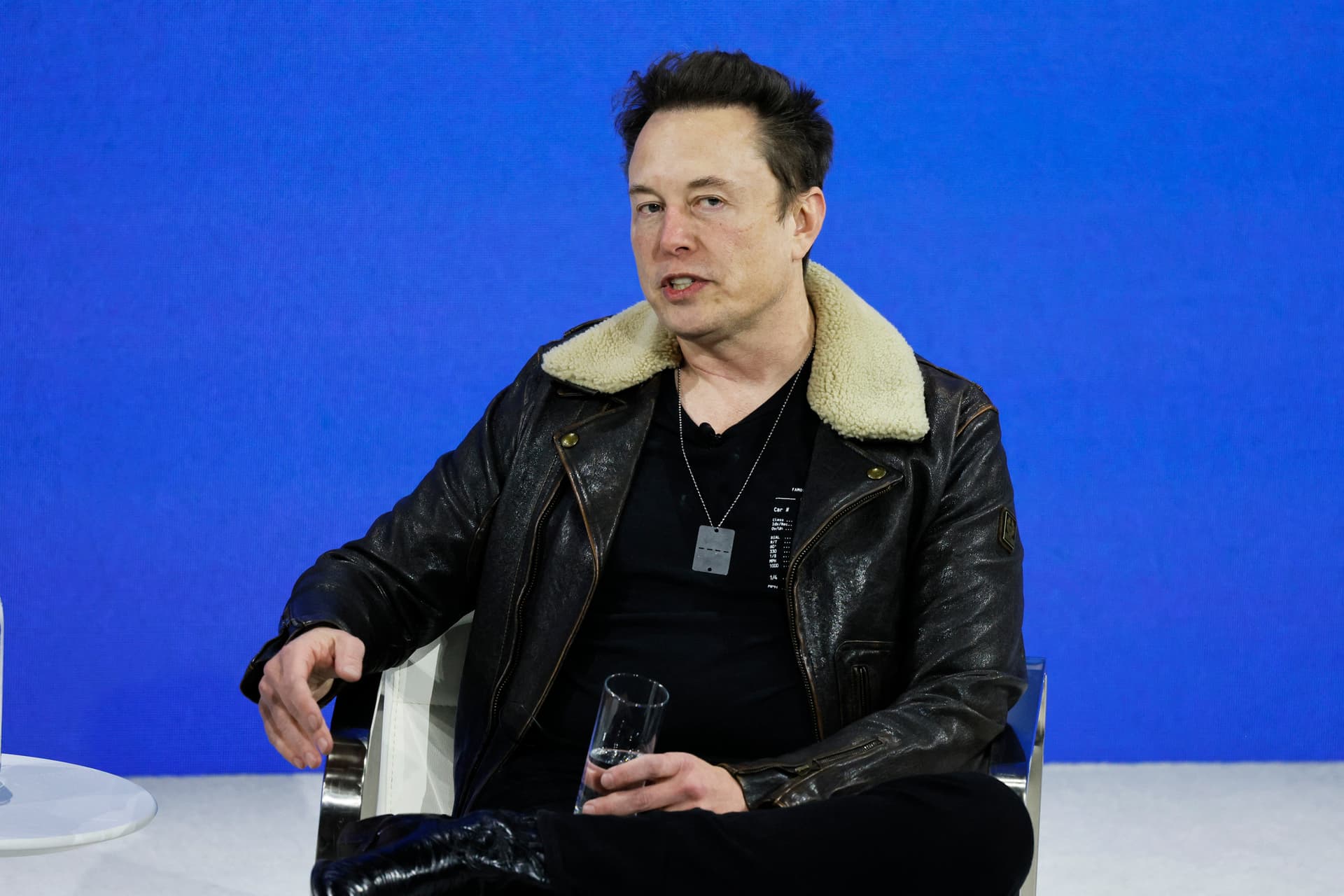 Musk felszólította Zelenszkijt, hogy engedjen szabadon egy amerikai újságírót