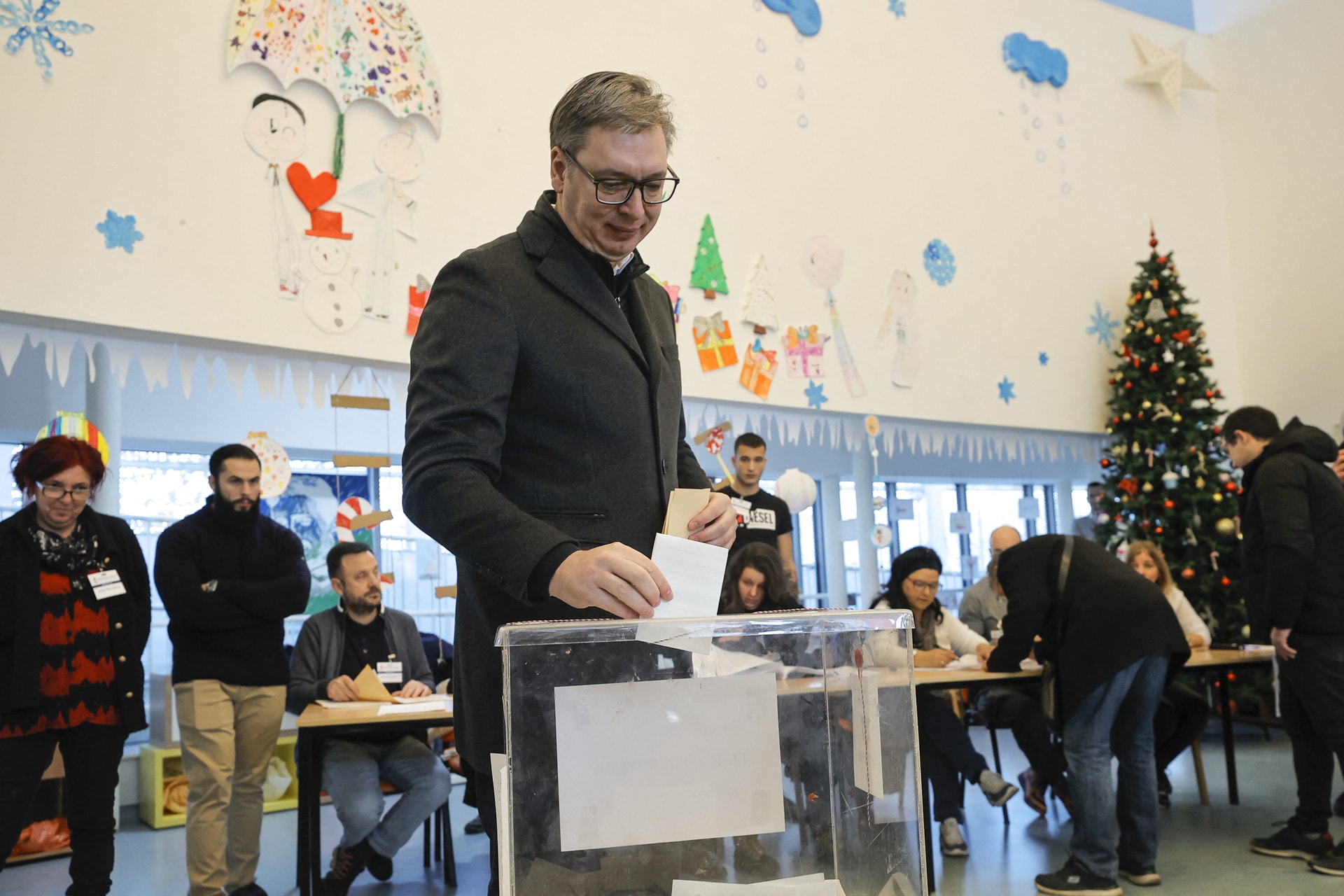 Vučić megerősödve került ki a választásból
