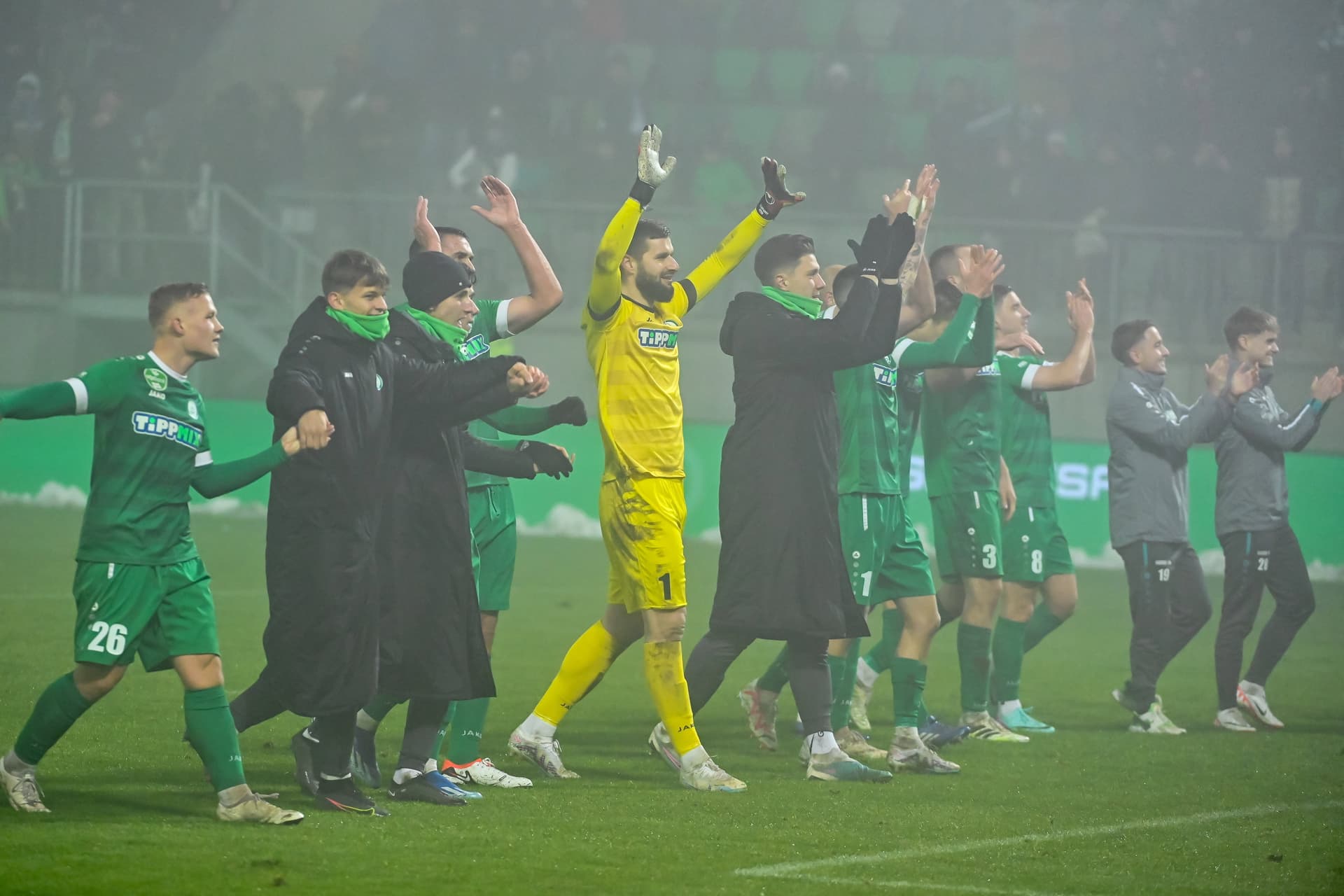 Magyar edzővel magyar labdarúgók az élen a nemzeti bajnokságban