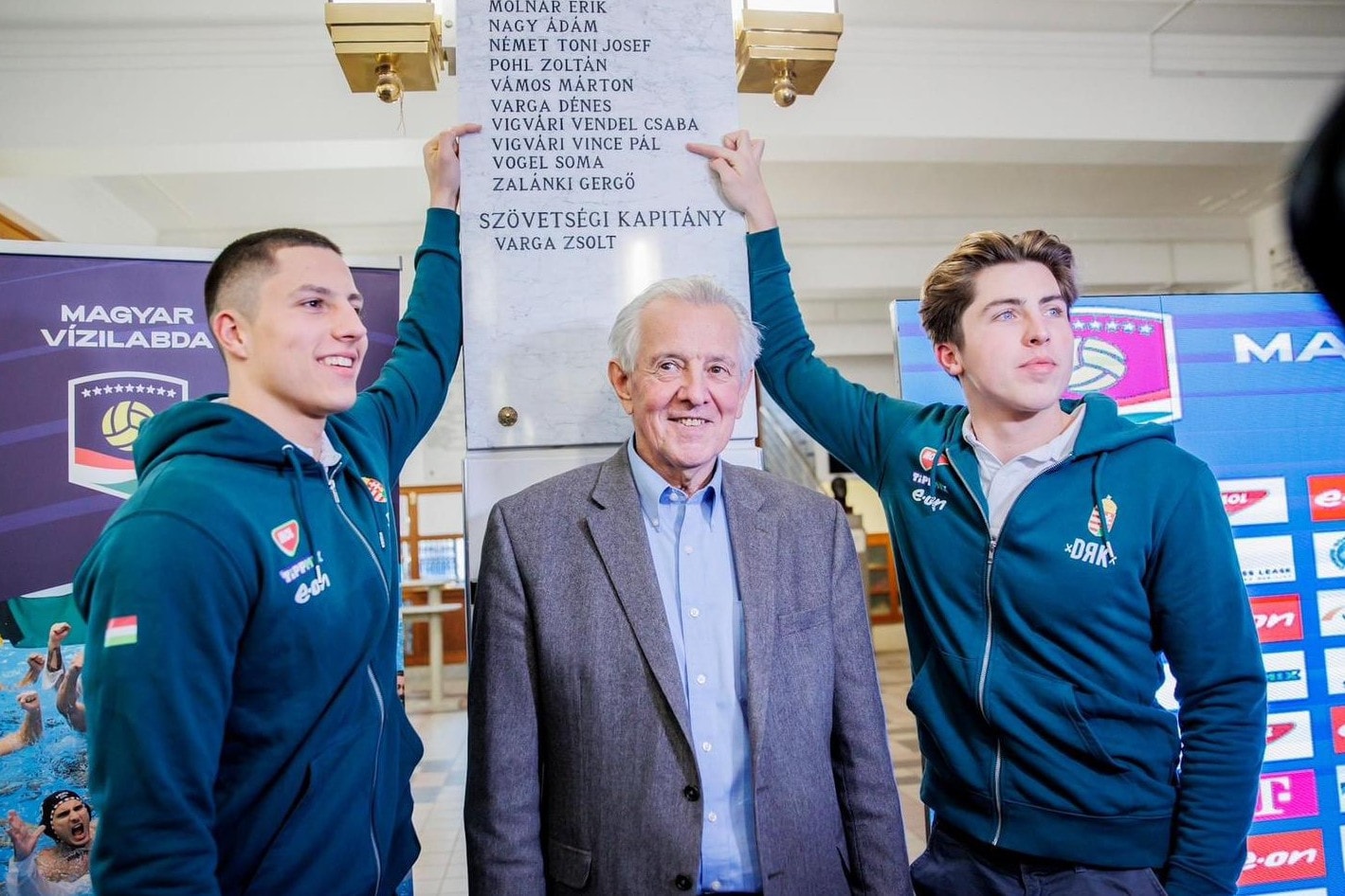 Úszással és súlyemeléssel készül Schmitt Pál a párizsi olimpiára – Interjú
