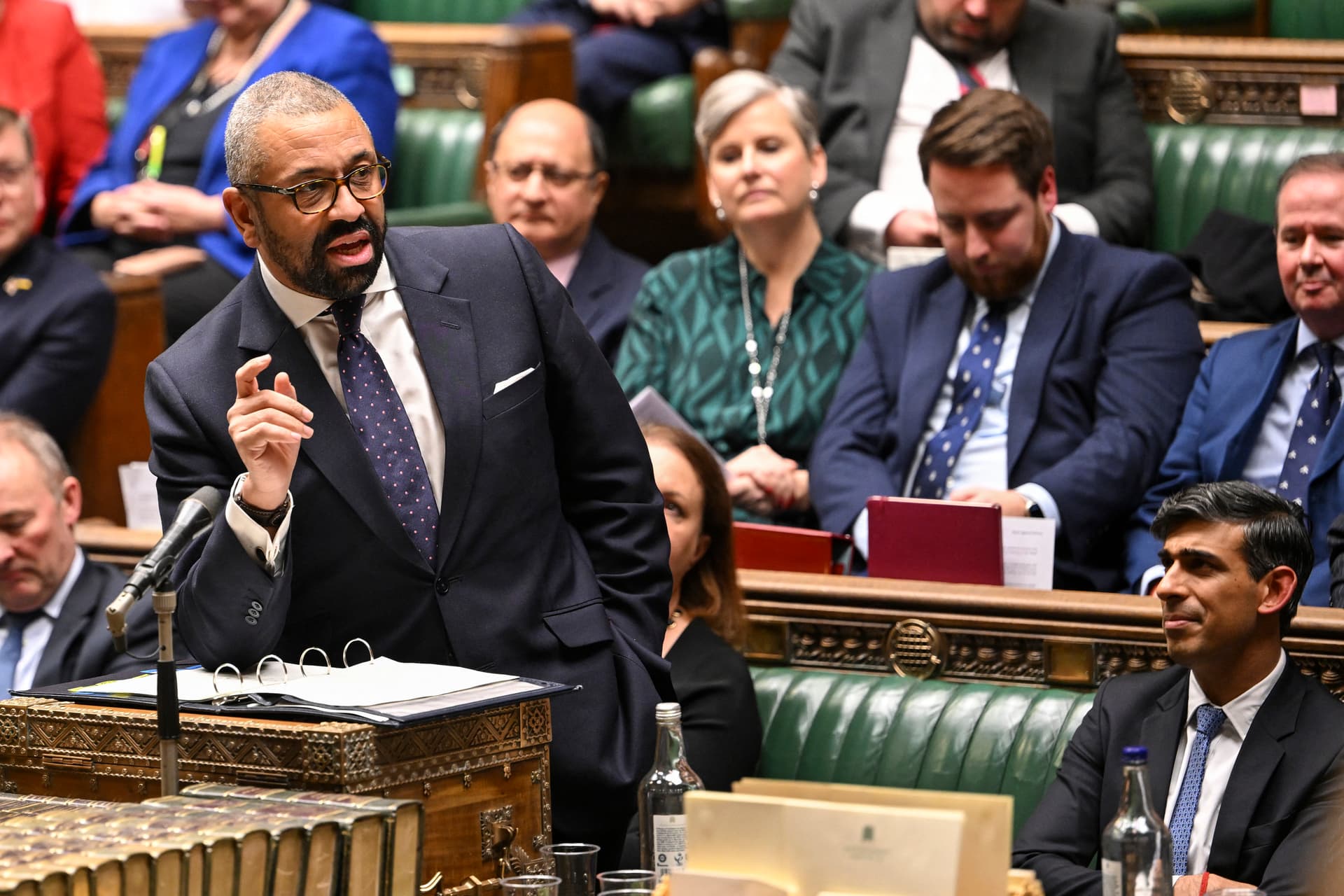 A brit kormány terrorszervezetnek nyilvánított és betiltott egy iszlamista csoportot