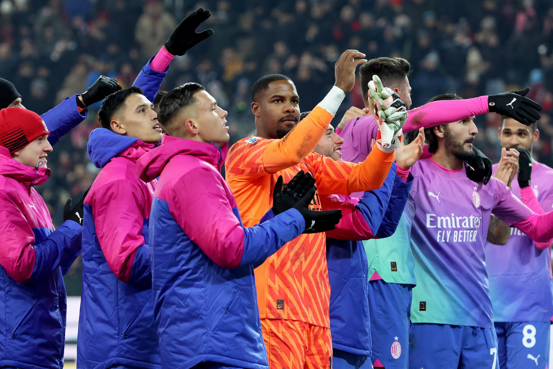 Olasz élvonal: előbb levonult a pályáról, majd visszajött és győzött a Milan