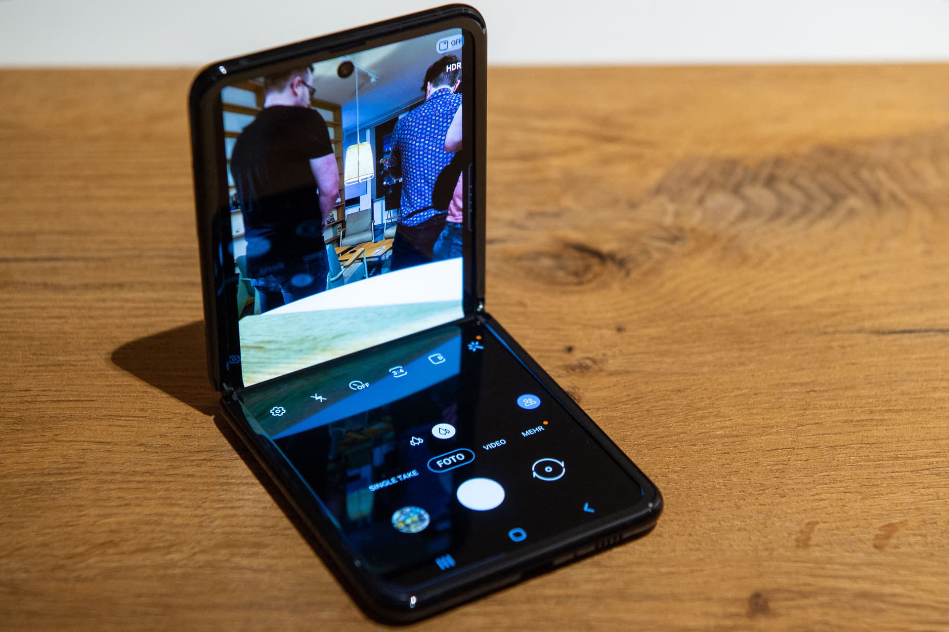 Óriási újítás jöhet a szétnyítható mobilok piacán + VIDEÓ