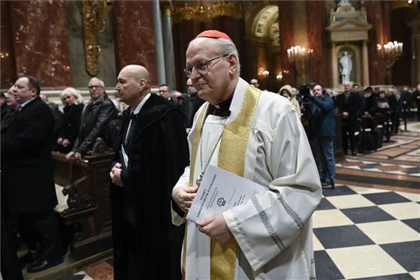 Erdő Péter: Senkit nem zárhatunk ki segítő szeretetünkből