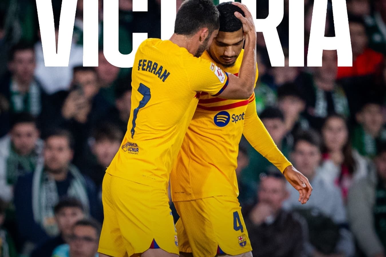 La Liga: leadta kétgólos előnyét, de így is győzött Sevillában a Barcelona
