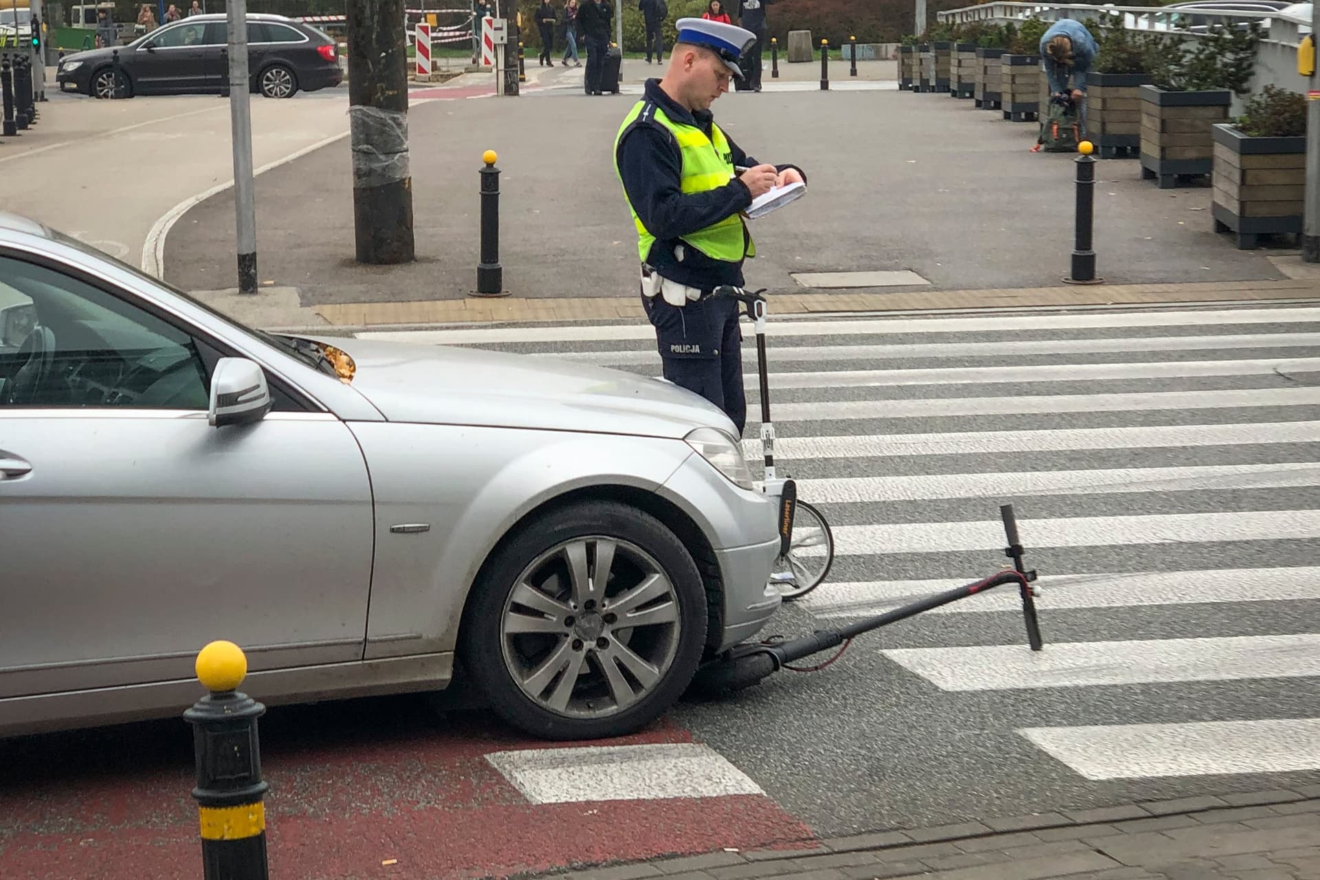 Borzalmas rolleres baleset történt + VIDEÓ