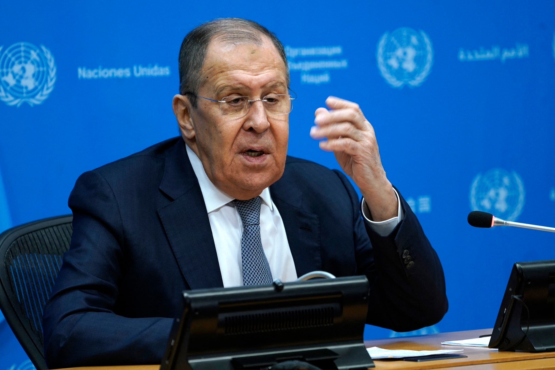 Lavrov: az F–16-sok átadása Kijevnek nukleáris jelzés lesz a NATO részéről