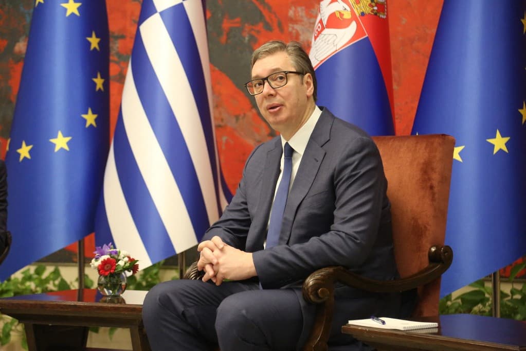 A szerb elnök hétfőn kezdi meg a tárgyalásokat az új kormány megalakításáról