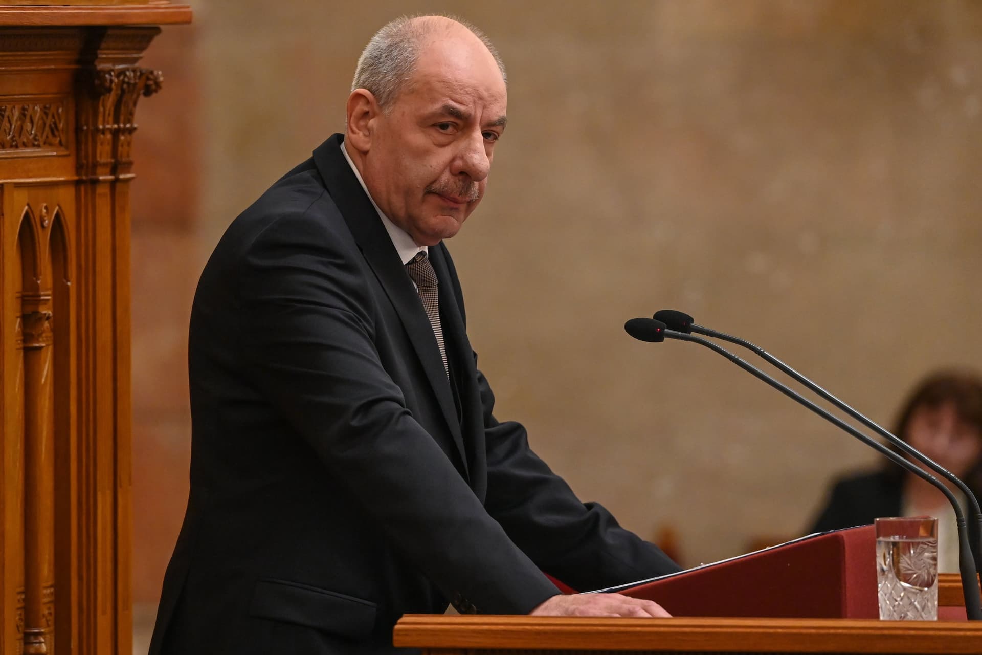 Az új államfő aláírta a svéd NATO-csatlakozásról szóló parlamenti döntést