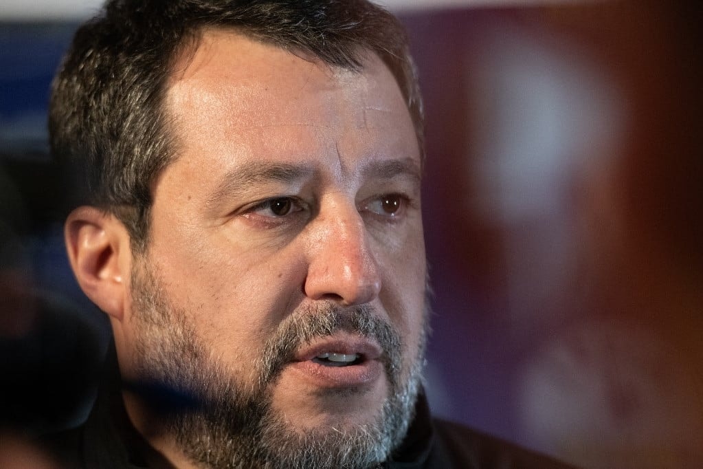 Matteo Salvini kritizálta a háborúpárti EU-s politikusokat