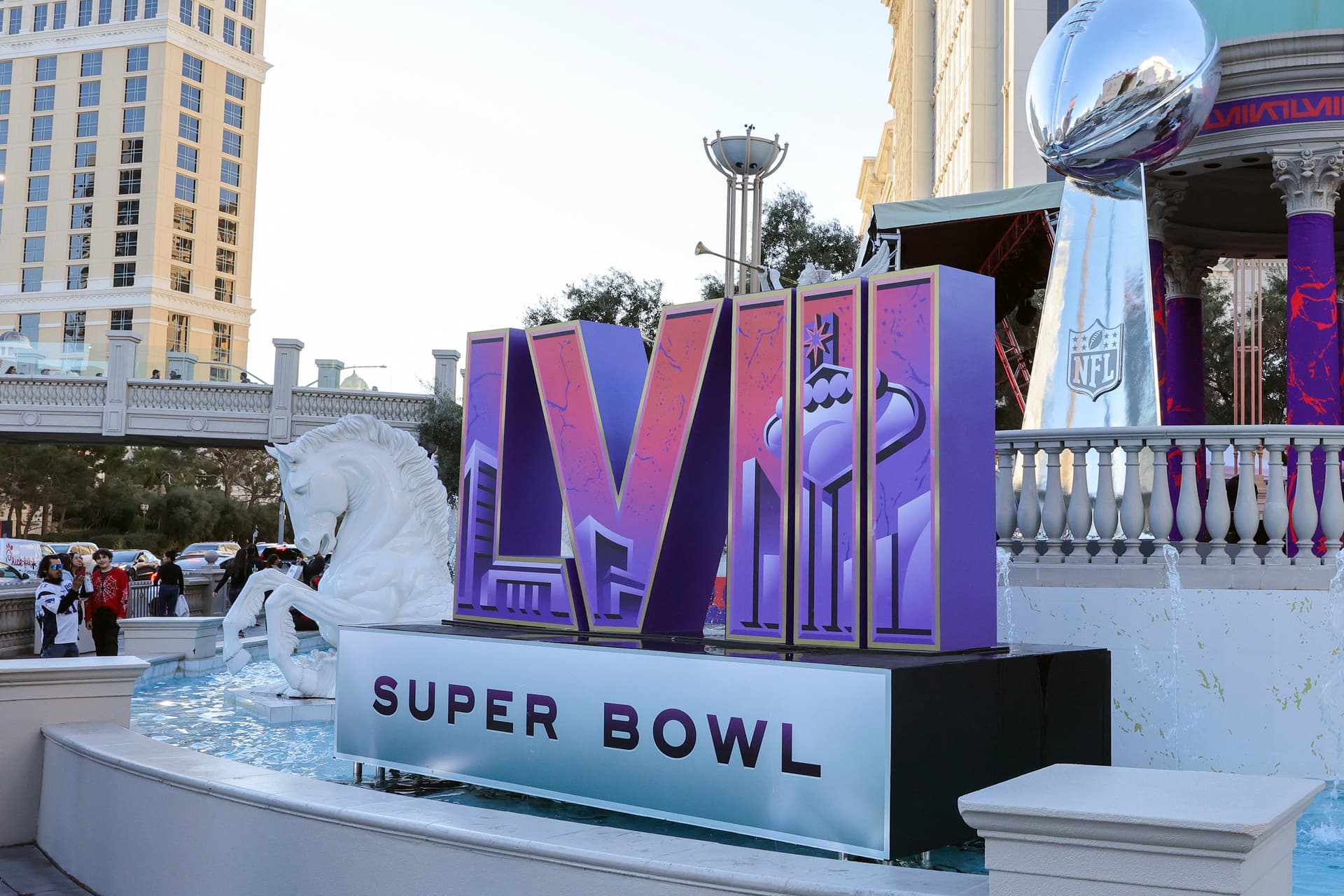 Egymilliárd dolláros bevételt várnak Las Vegasban a mostani Super Bowltól