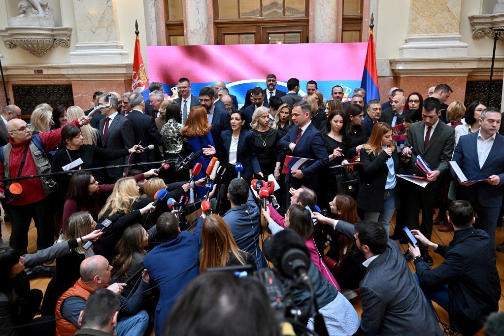 Megalakult az új szerb parlament