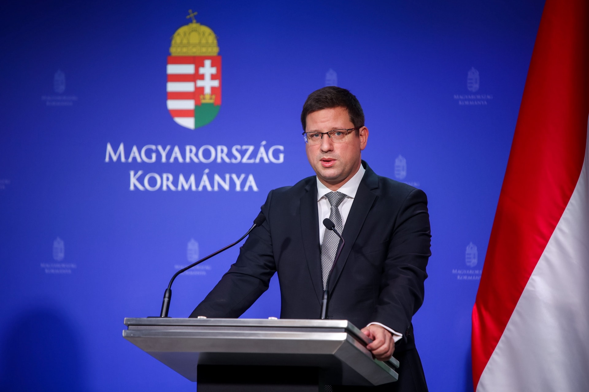 Gulyás Gergely: Ha valaki gyermekek sérelmére követ el bűncselekményt, semmilyen kegyelemben nem részesülhet