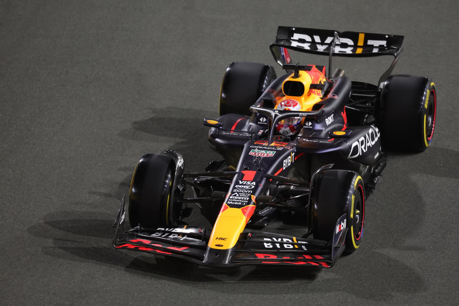 Japán Nagydíj: Verstappené a szuzukai pole pozíció is