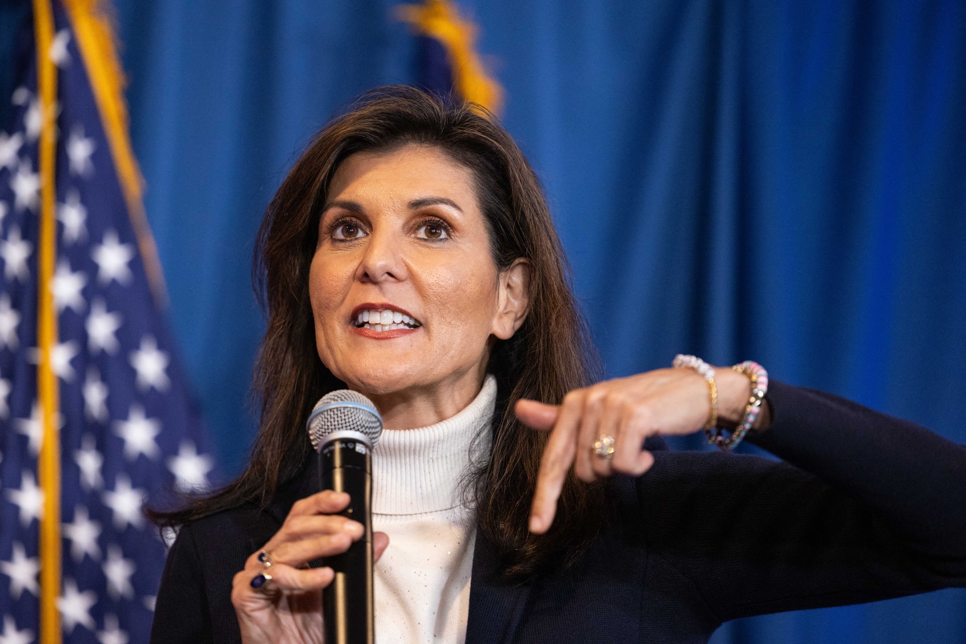 Nikki Haley bejelentette, hogy Donald Trumpot támogatja az amerikai elnökválasztáson