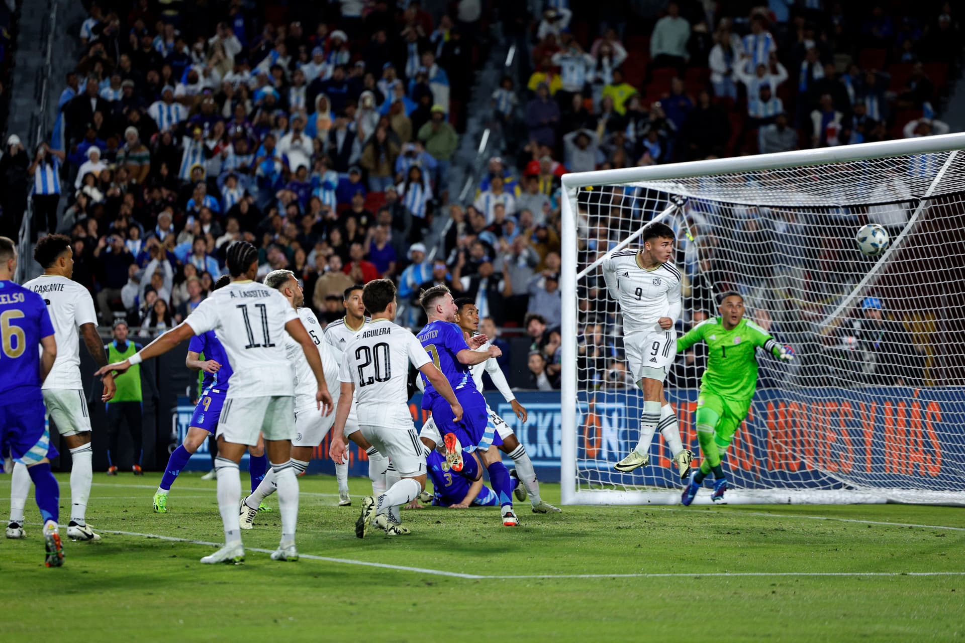 Felkészülés: Messi nélkül is győzni tudott a világbajnok