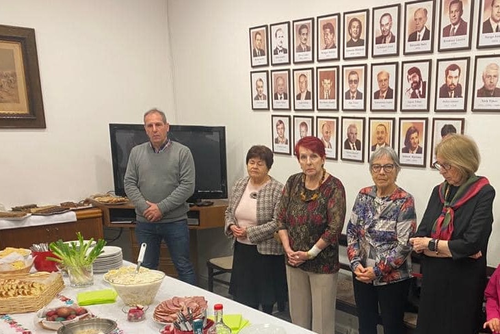Nem tették ki az utcára az Ady Kört Zágrábban