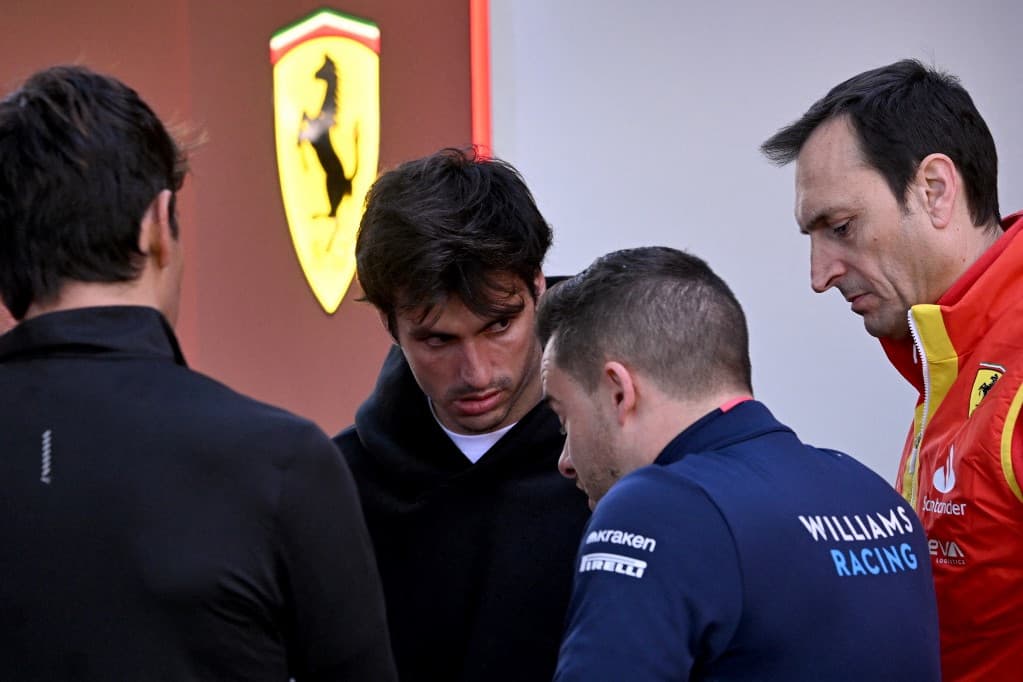 Ausztrál Nagydíj – Sainz vakbélműtétje után indul Melbourne-ben