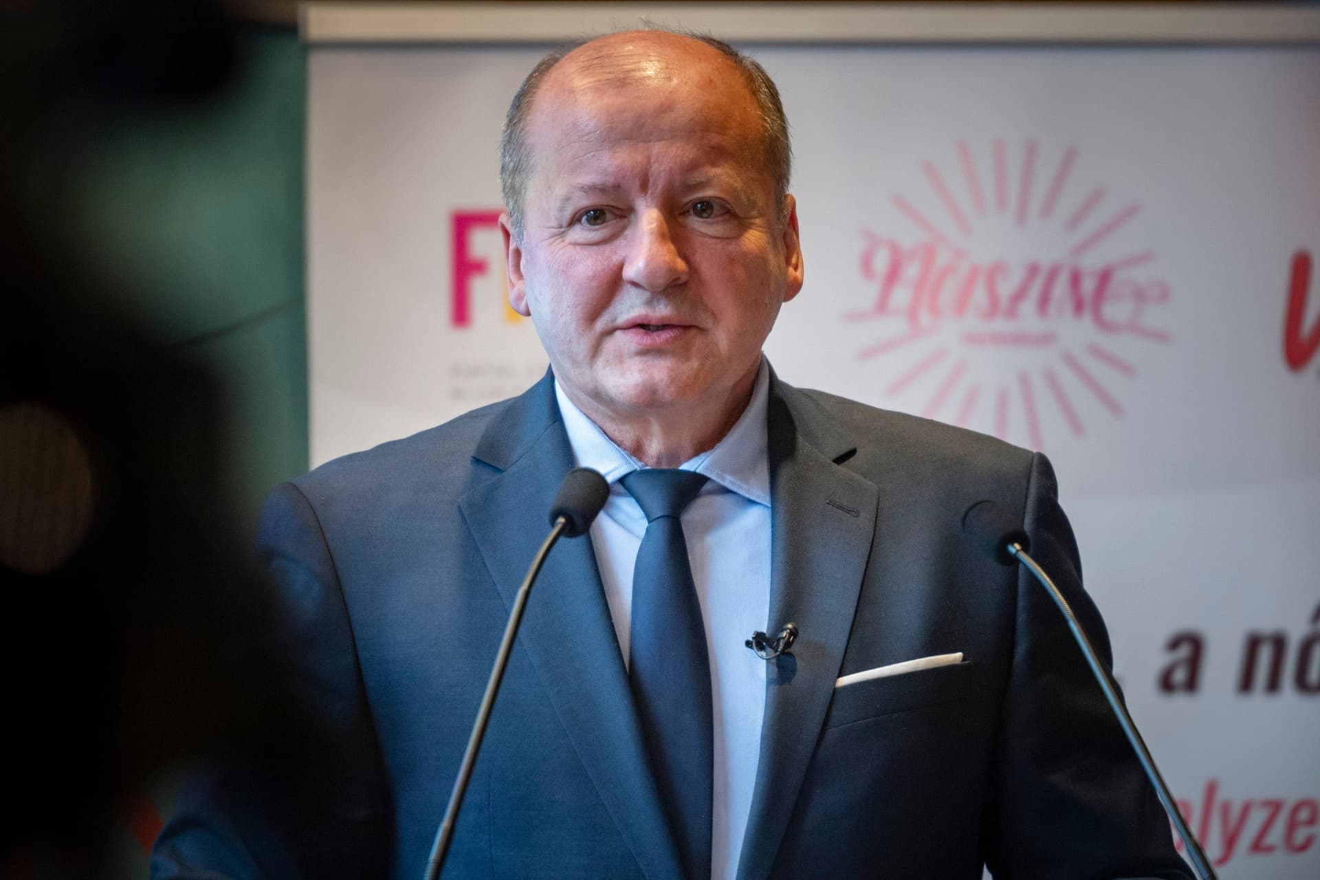 „A Újbudai Önkormányzat baloldali vezetése mélyen hallgat a kerületi pedofilügyről”
