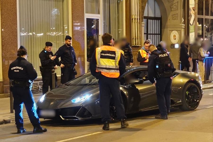 Változás az igazoltatásnál: ezt az új papírt kéri a rendőr a járművezetőtől