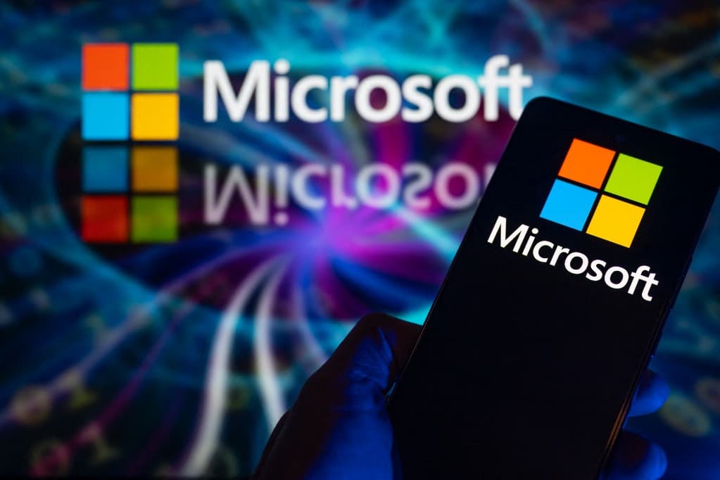Hatalmas leépítések zajlanak a Microsoftnál