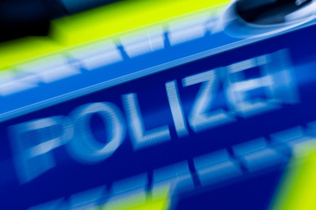 Több százan kerültek őrizetbe egy focimeccs előtt