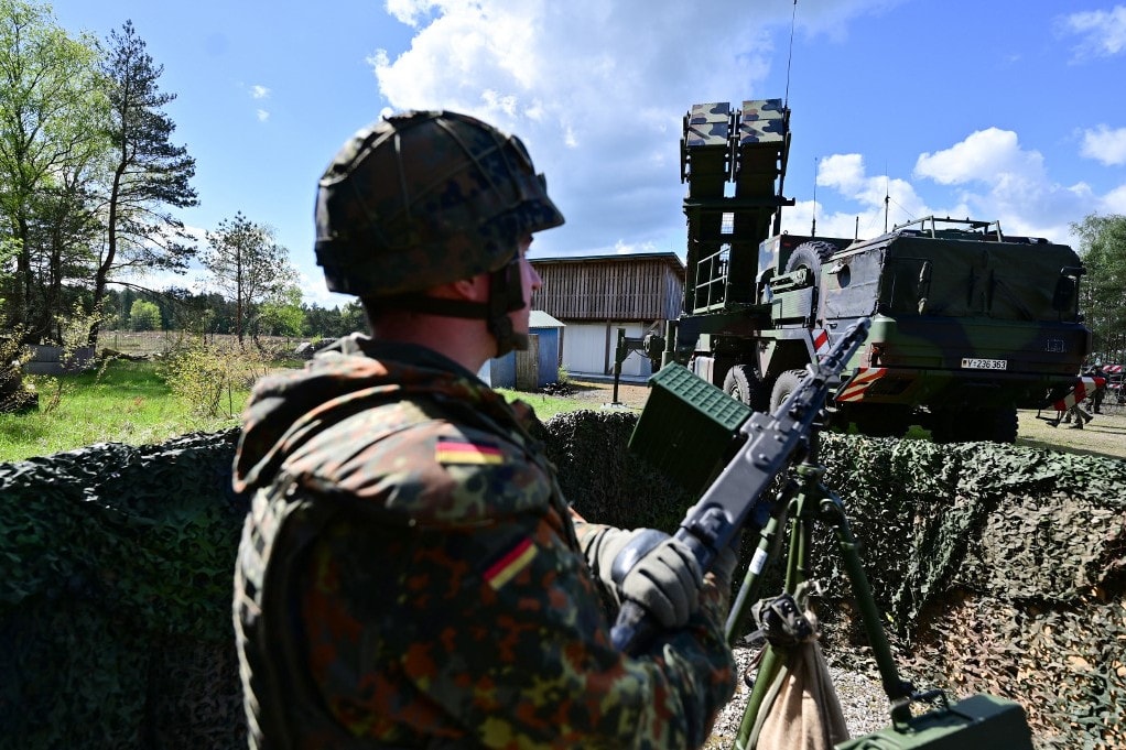 NATO-főtitkár: Nőni fognak az Ukrajnába irányuló fegyverszállítások