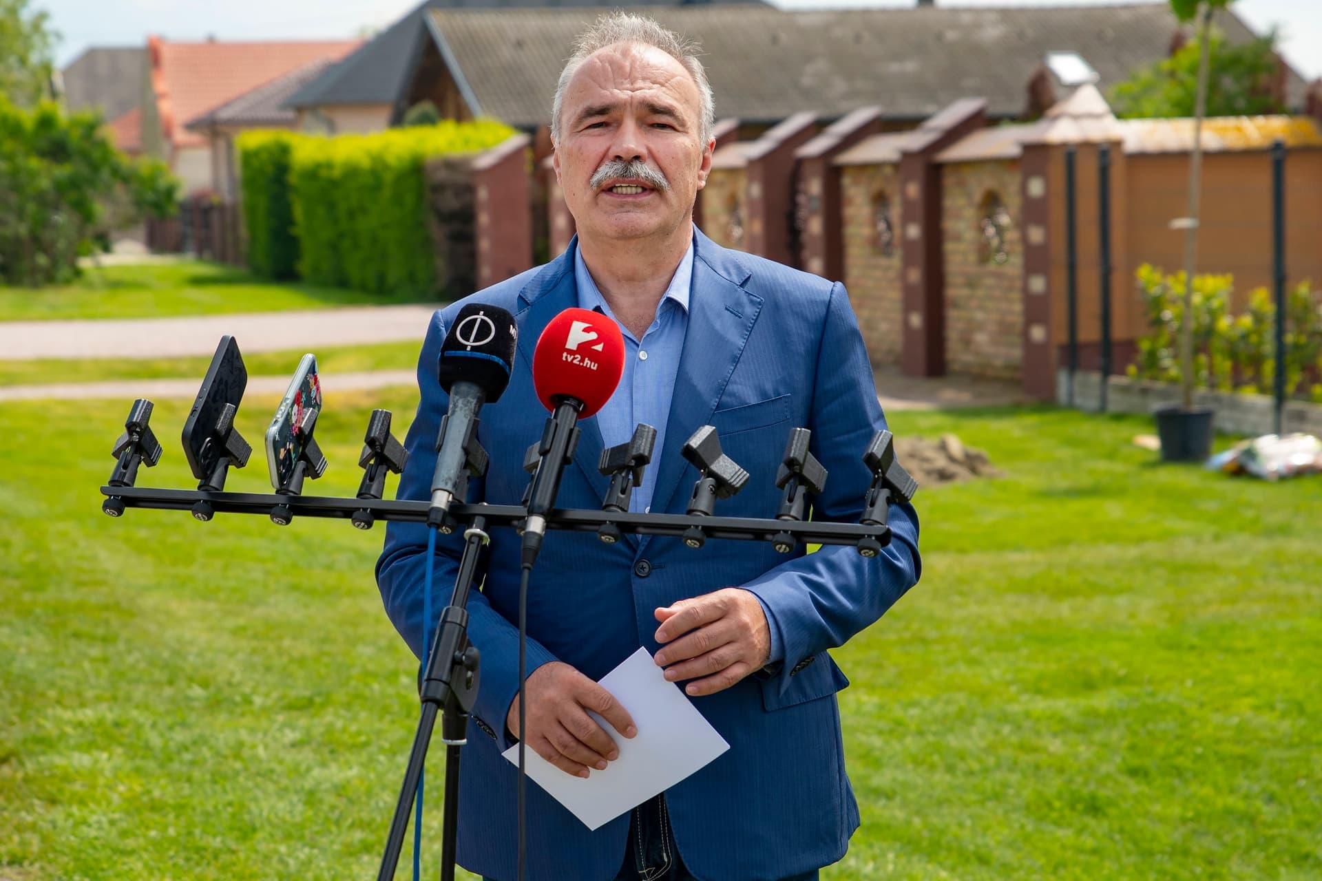 A brüsszeli elit feláldozta az európai gazdálkodókat a környezetvédelem oltárán