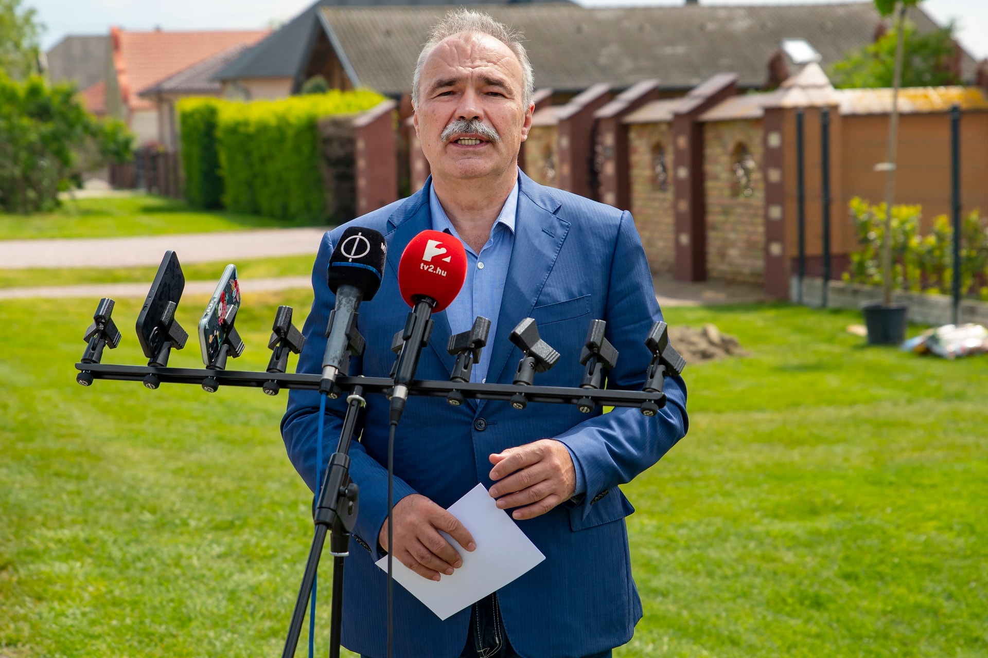A brüsszeli elit feláldozta az európai gazdálkodókat a környezetvédelem oltárán