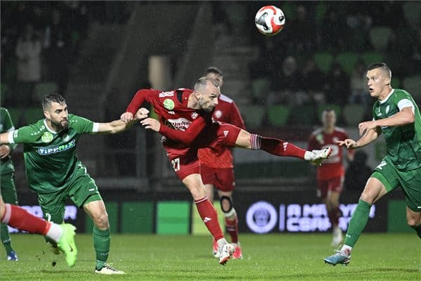 A Paksi FC a MOL Magyar Kupa fináléjában