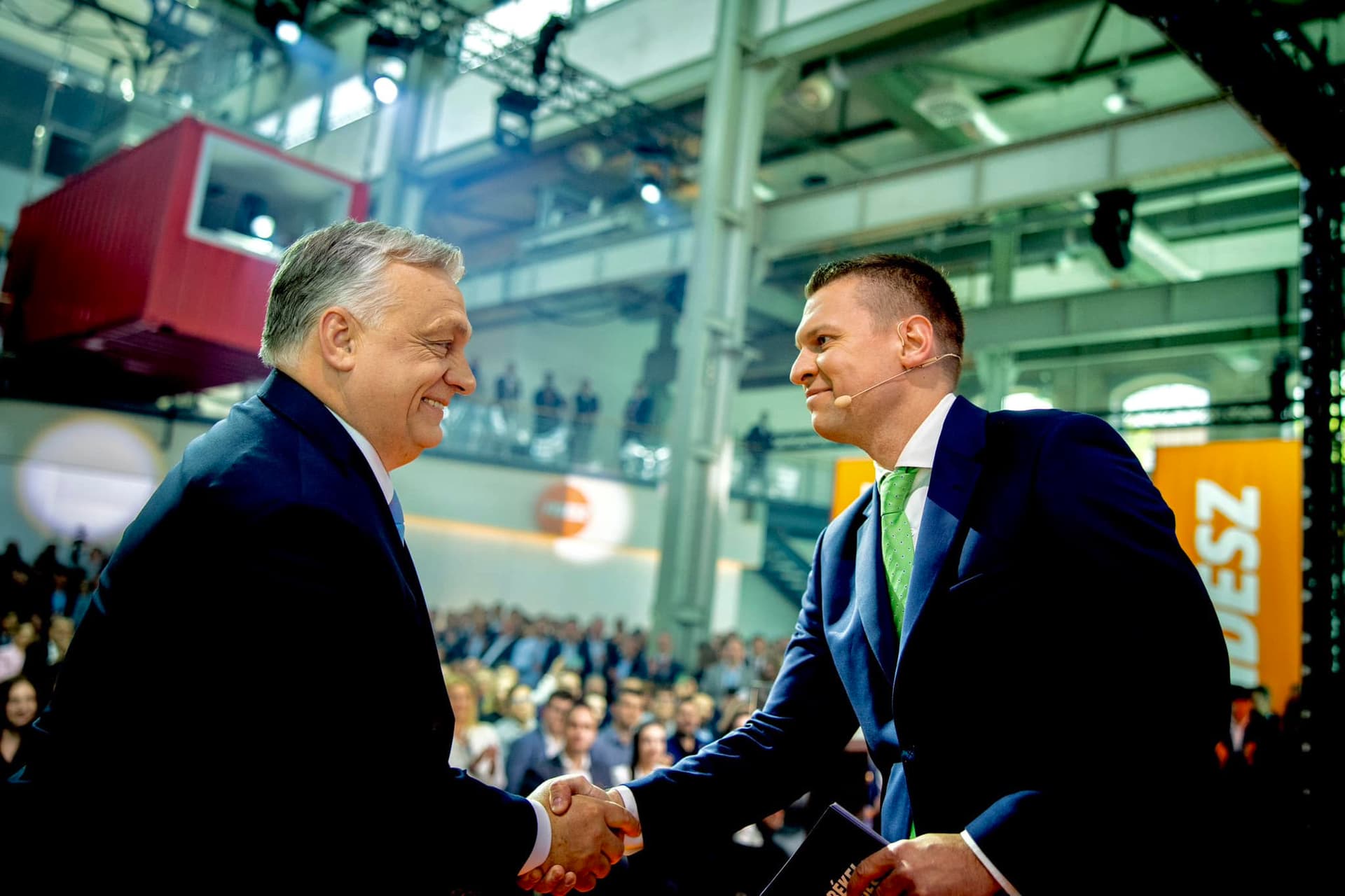 A Fidesz a valaha volt legerőteljesebb kampányba kezdett + VIDEÓ