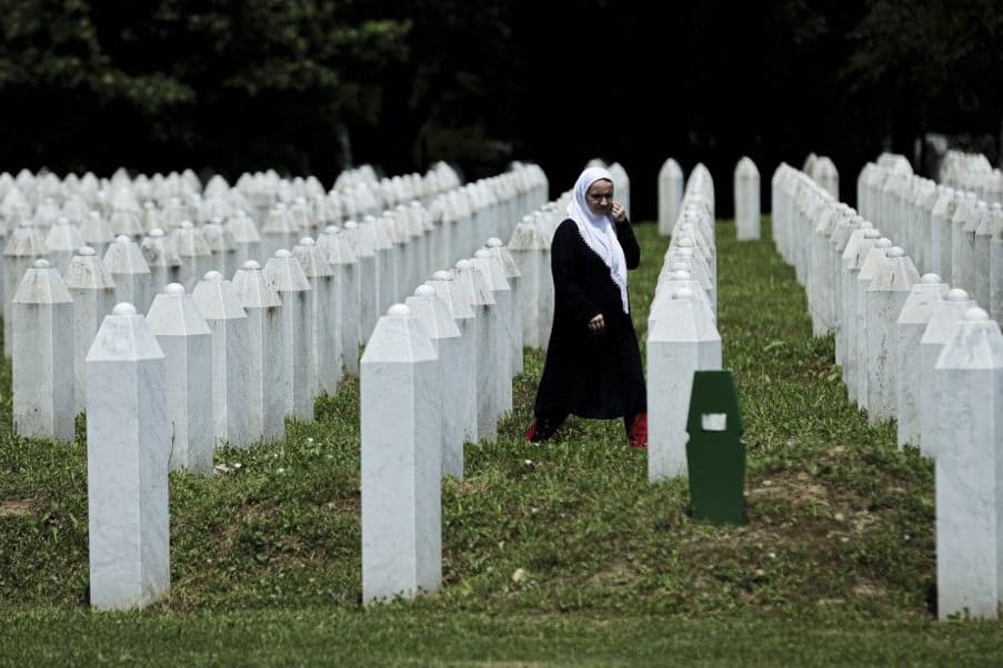 Tagadja a srebrenicai népirtást a boszniai szerbek parlamentje