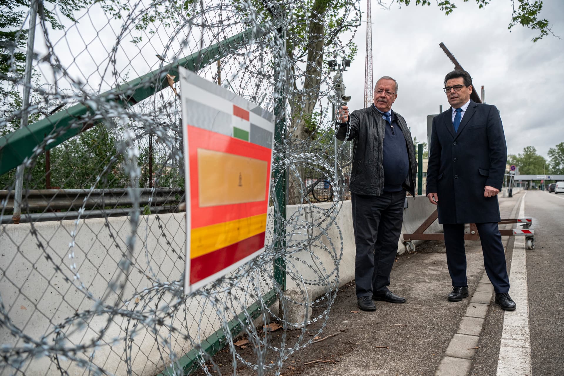 Zsigmond Barna Pál: Brüsszel nem kezeli jól a migrációs válságot