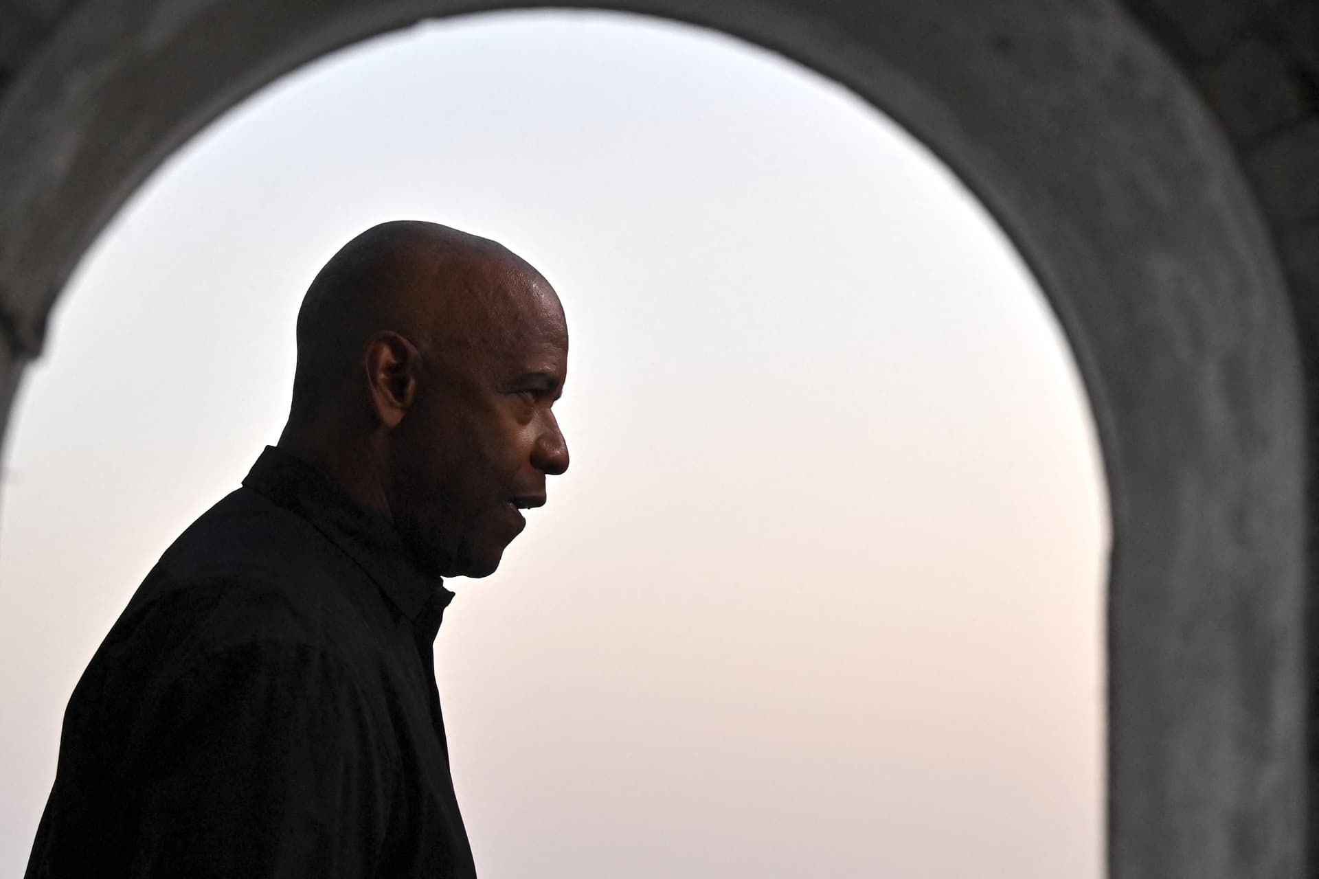 Ilyen karaktert játszik Denzel Washington a Gladiátor II-ben