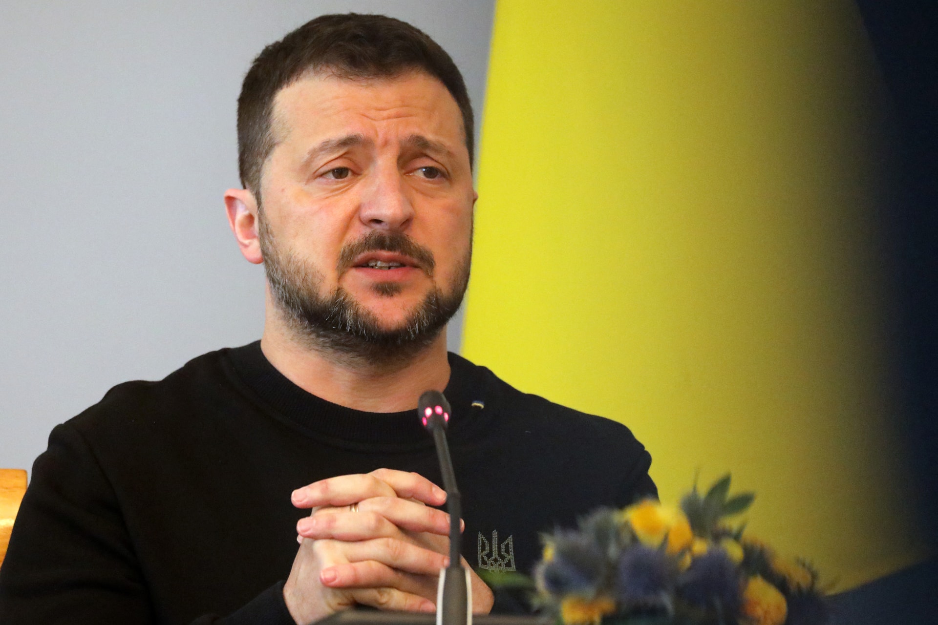 Zelenszkij haditanácsülést tartott Harkivban