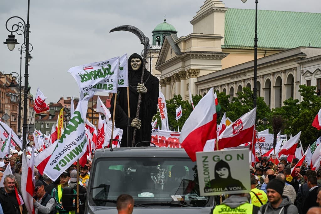 Felfüggesztették az éhségsztrájkot a varsói szejmben tiltakozó gazdák