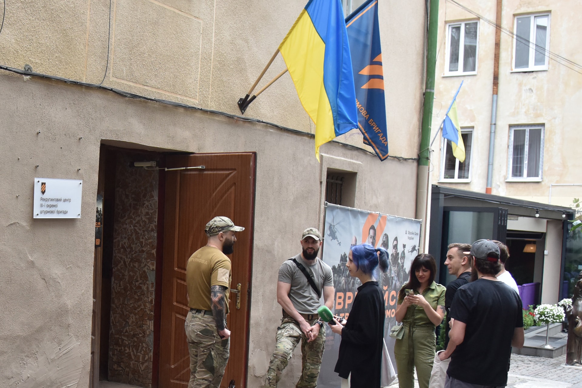 Az ukránok szerint nincs baja senkinek a kényszersorozással