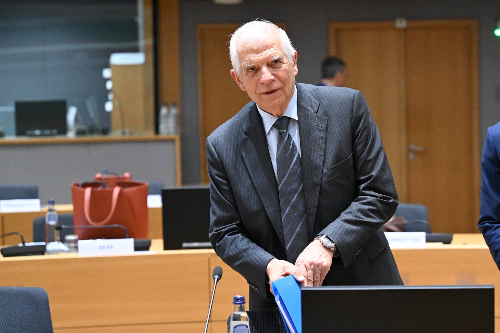 Borrell szerint Kijevnek joga van nyugati fegyvereket használni