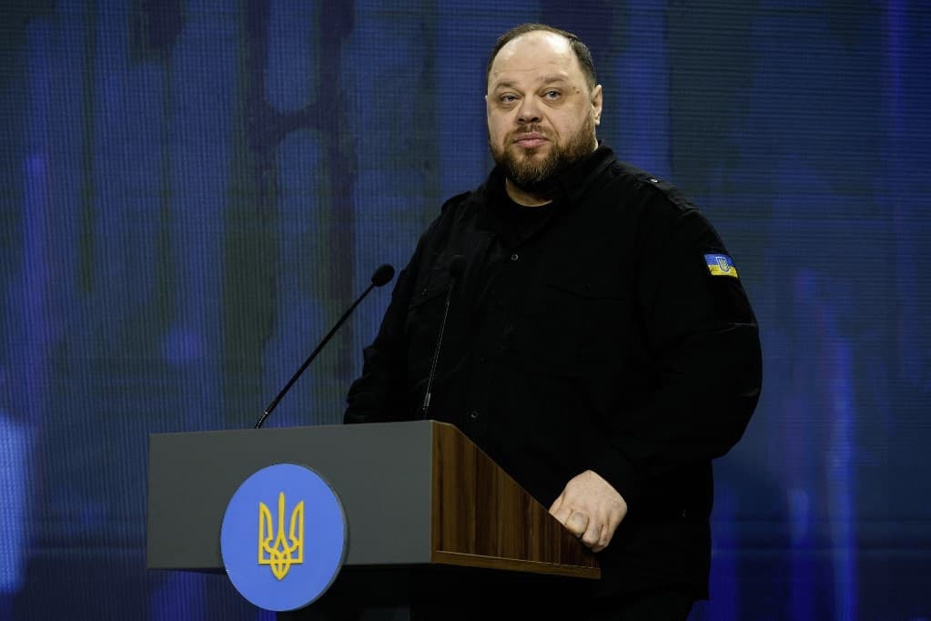 Ukrán házelnök: A hadiállapot végéig Zelenszkij marad Ukrajna államfője