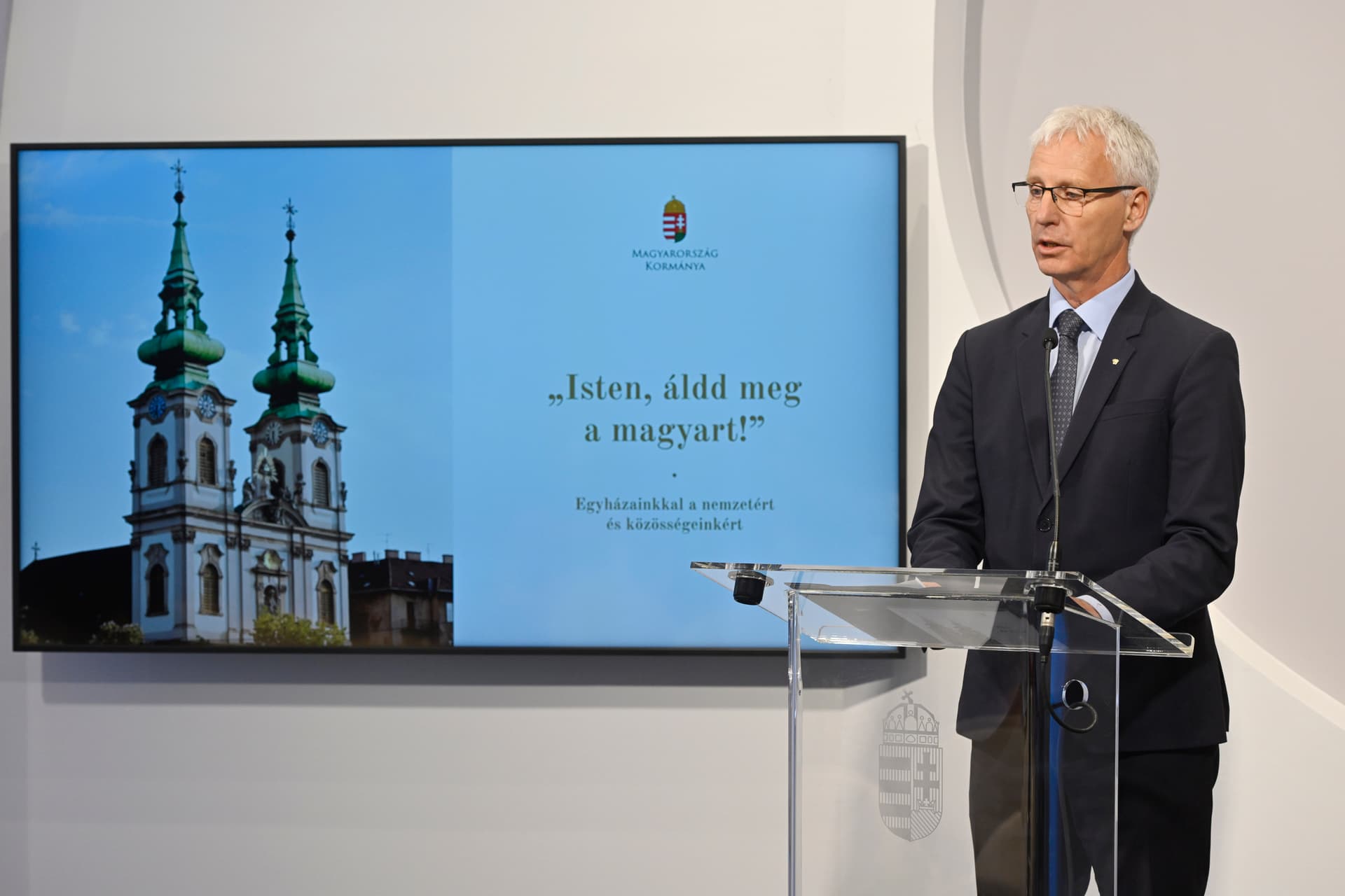 Soltész Miklós: A kormány a legnehezebb időszakban is fenntartja a családtámogatási rendszert