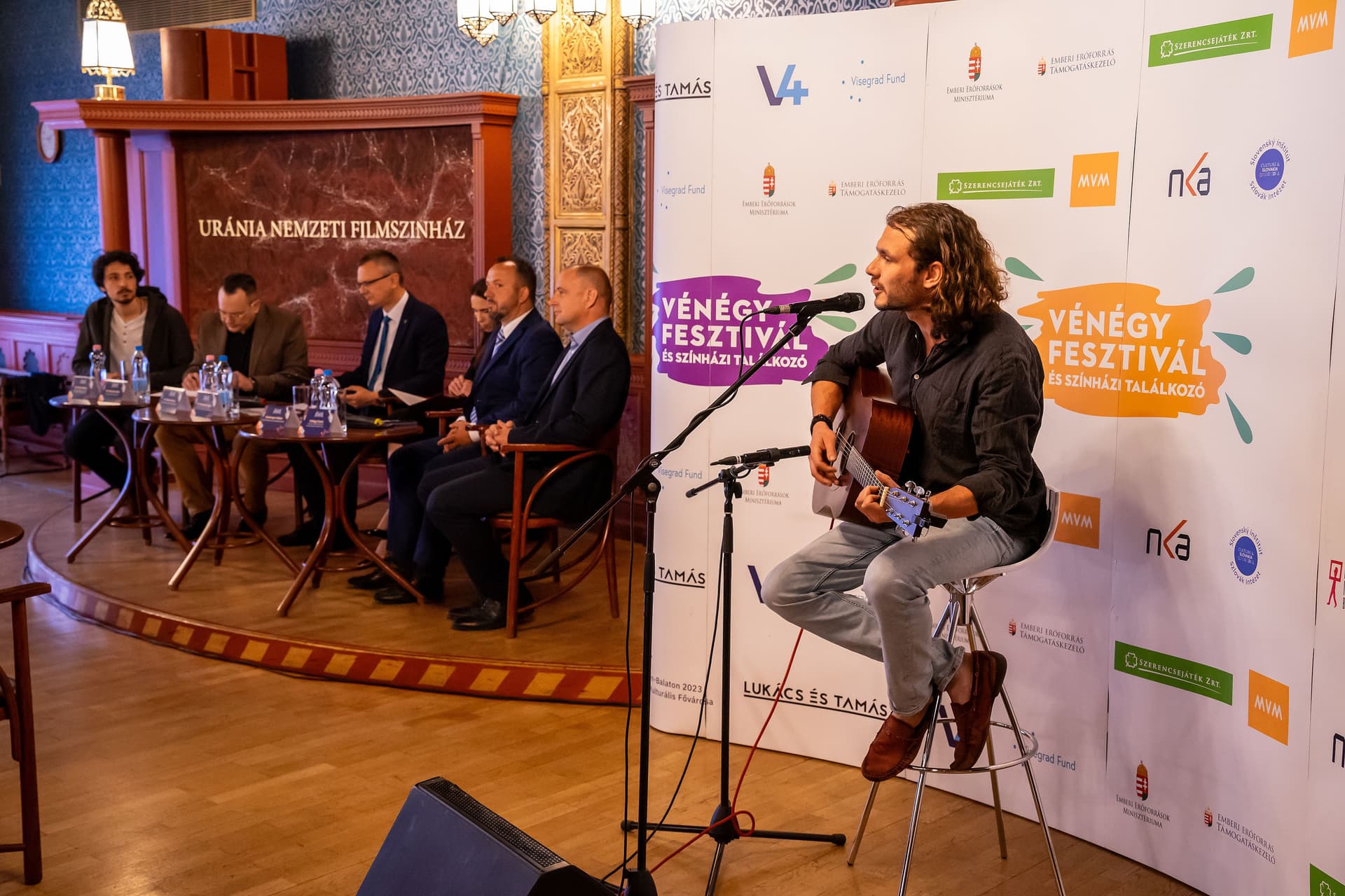 A Dunakanyarban, június 20-án indítja a nyarat a VéNégy Fesztivál és Színházi Találkozó