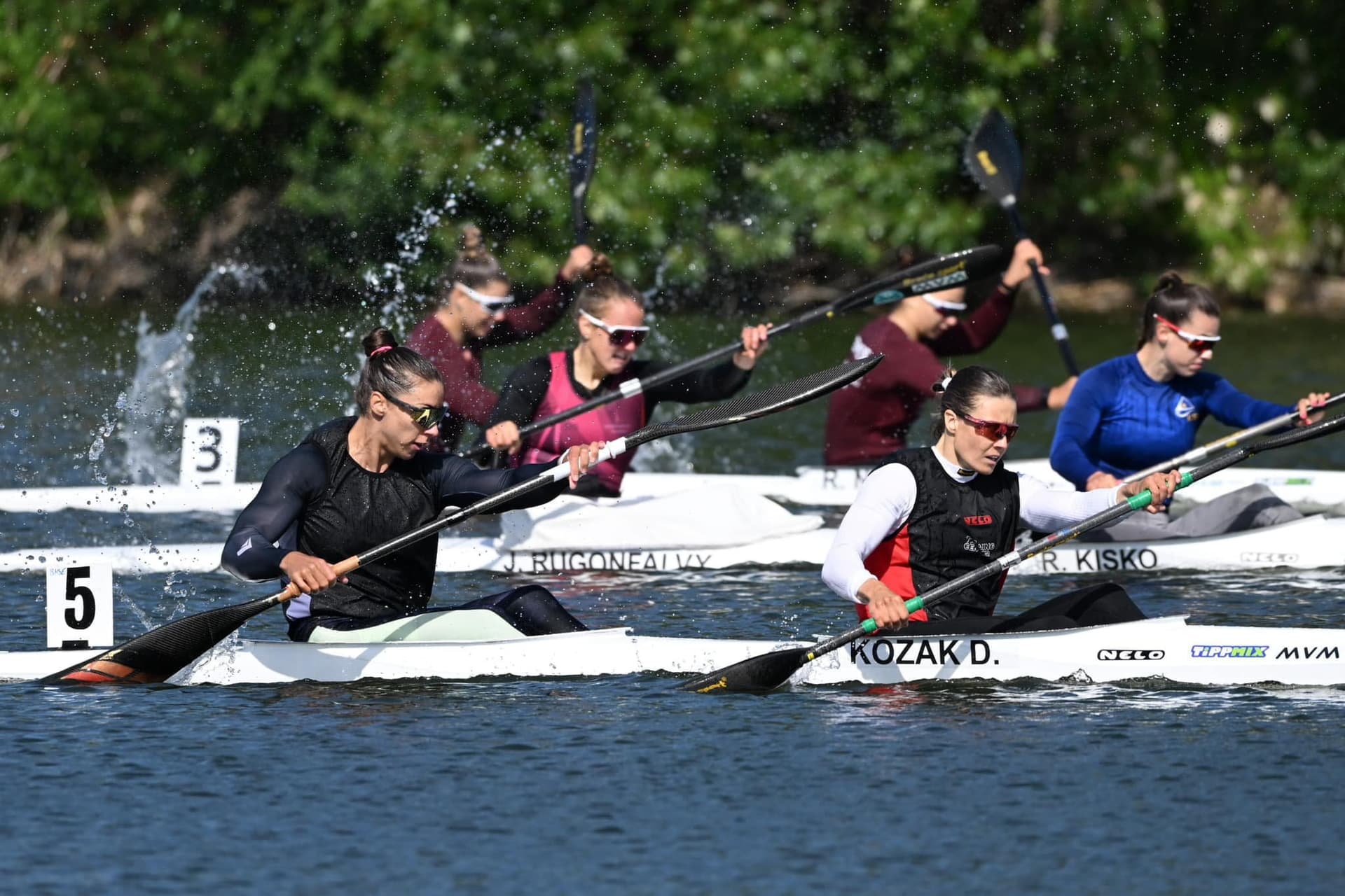 Botrány után borulhat az olimpiai női kajak négyes?