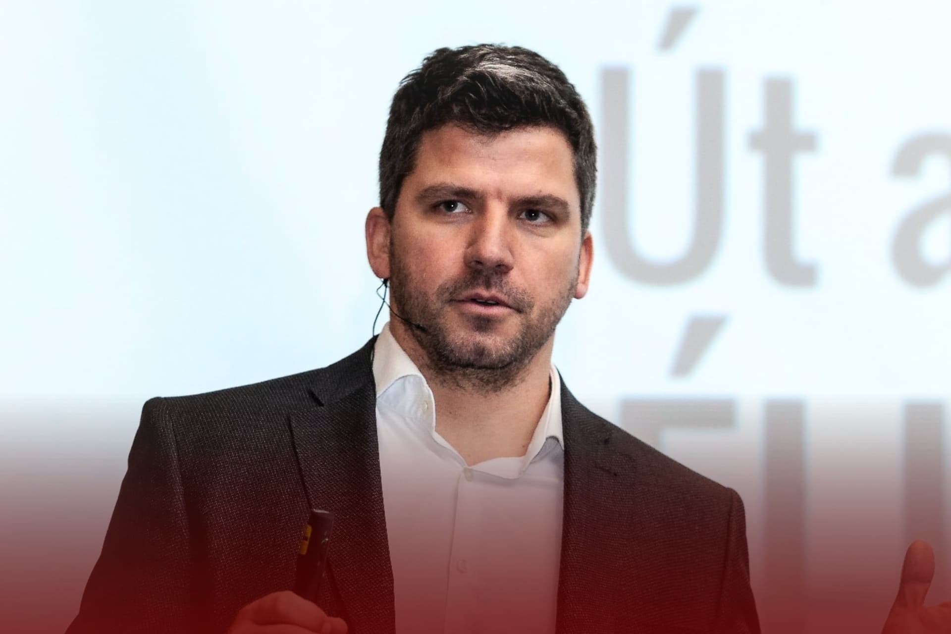 Bő keretet hirdetett Majoross Gergely