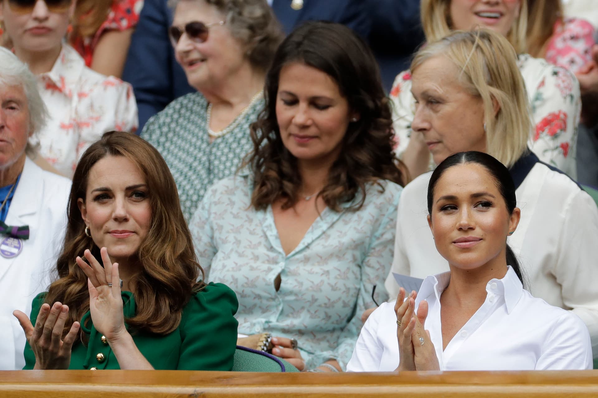Meghan Markle teljesen kiborult Katalin hercegné visszatérésén